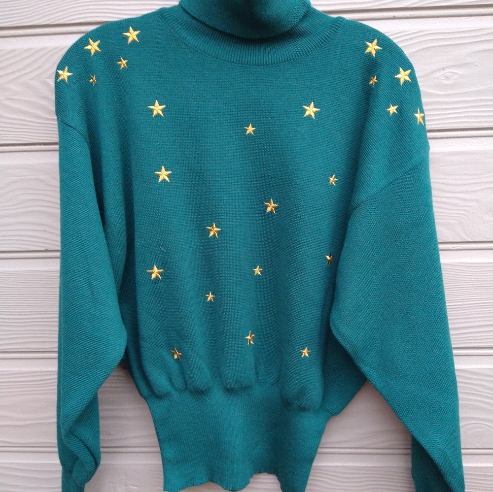 Turtle neck sweater.
